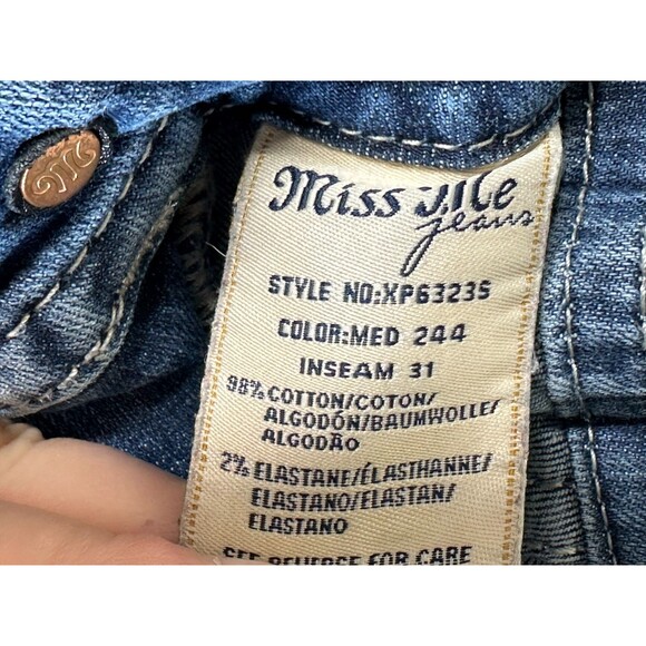 Miss Me Jeans Women's Size 26/31 Denim Relaxed Skinny Low Rise Bling Pockets - Picture 4 of 10